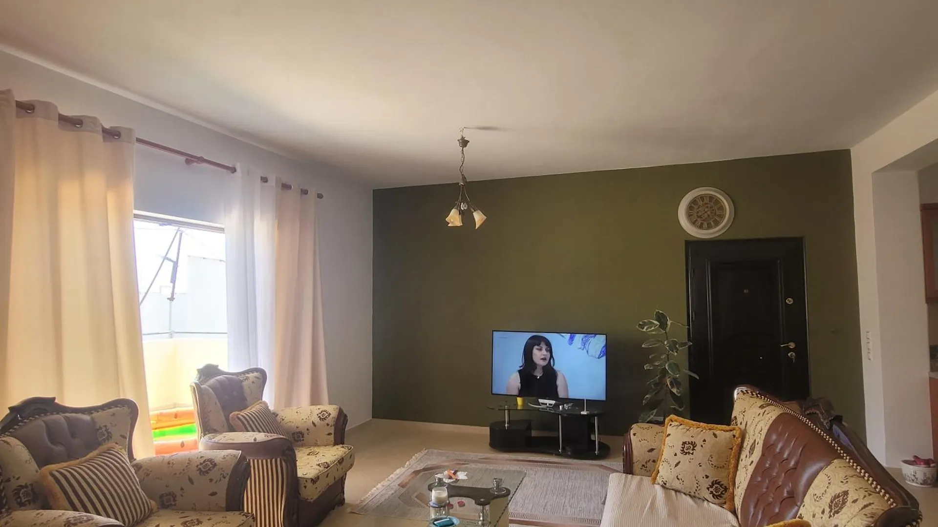 Viol Apartments Sarandë