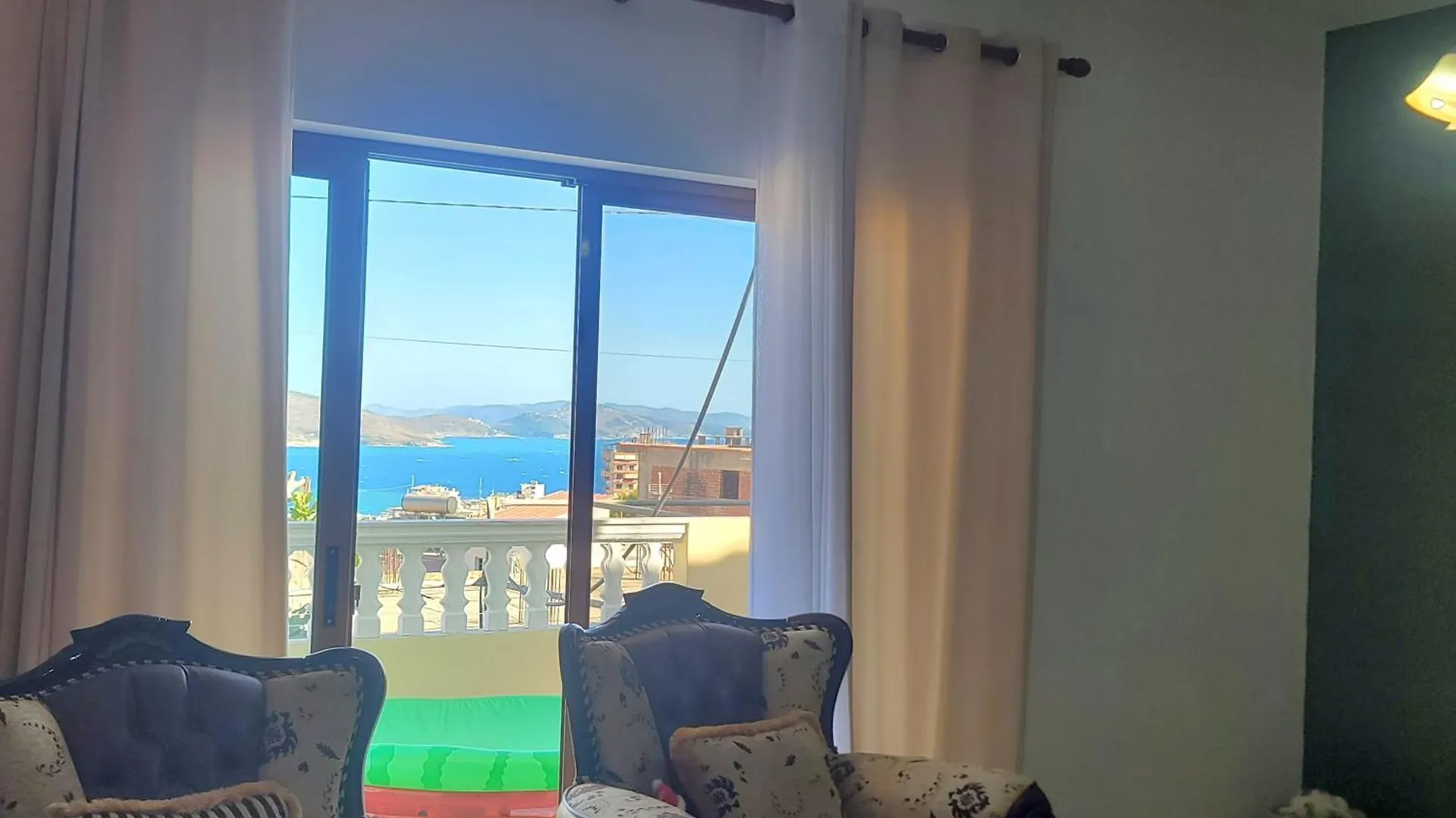 Viol Apartments Sarandë